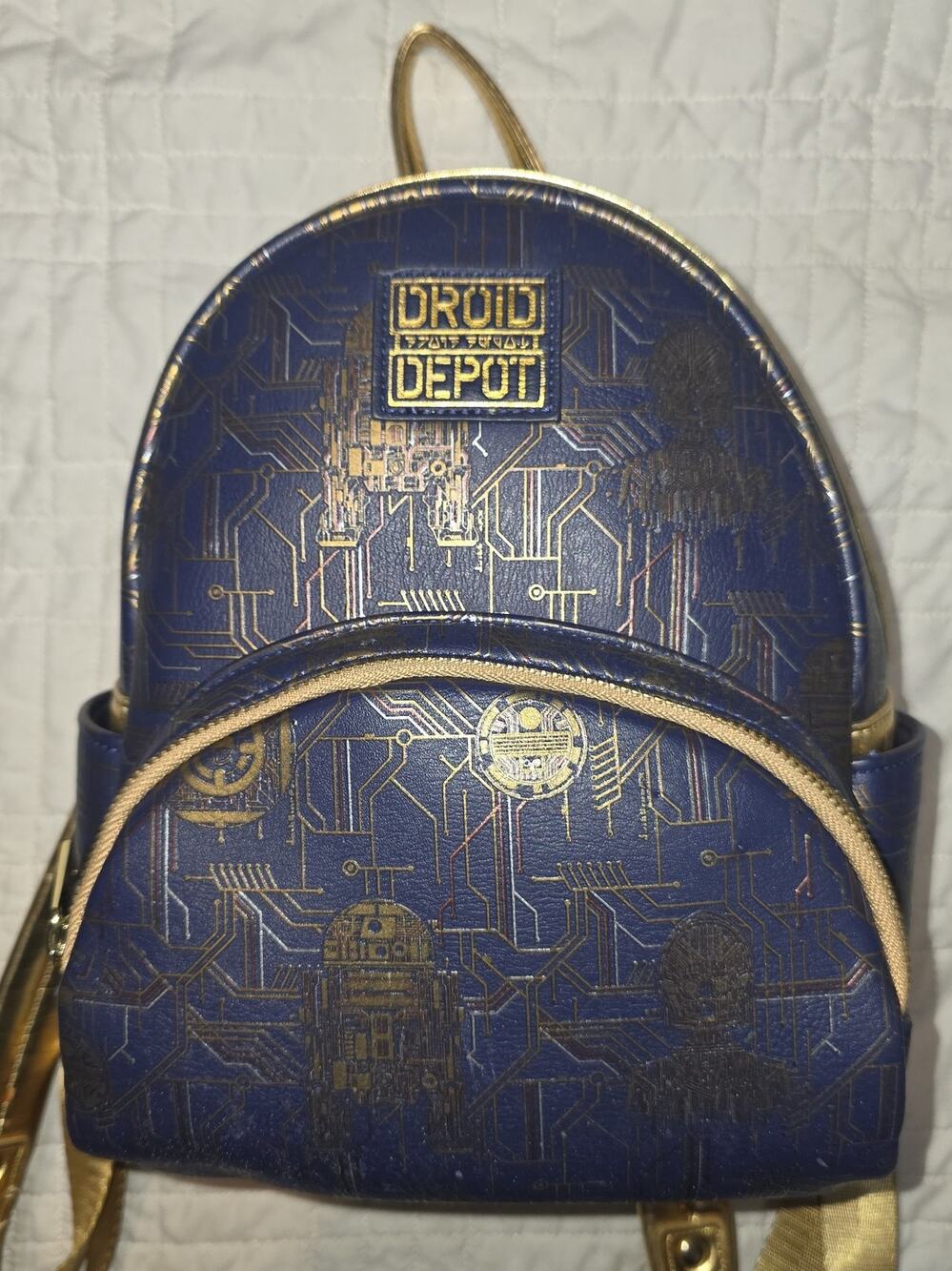 Like new Disney star wars galaxys edge brand mini droid backpack bookbag bag
